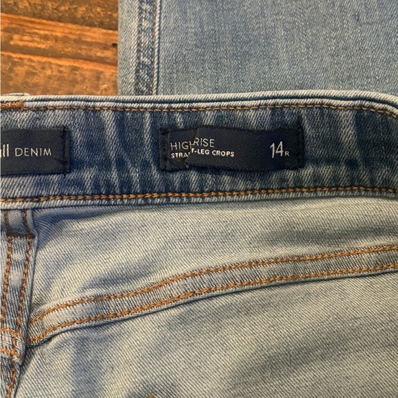 J JILL High Rise Straight Leg Pull On Crop Jeans Light Wash
Stretch Size 14 - Picture 8 of 9